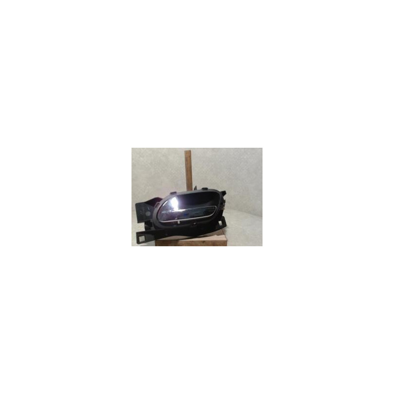 Poignee interieur avant gauche PEUGEOT 407 PHASE 1 d’occasion