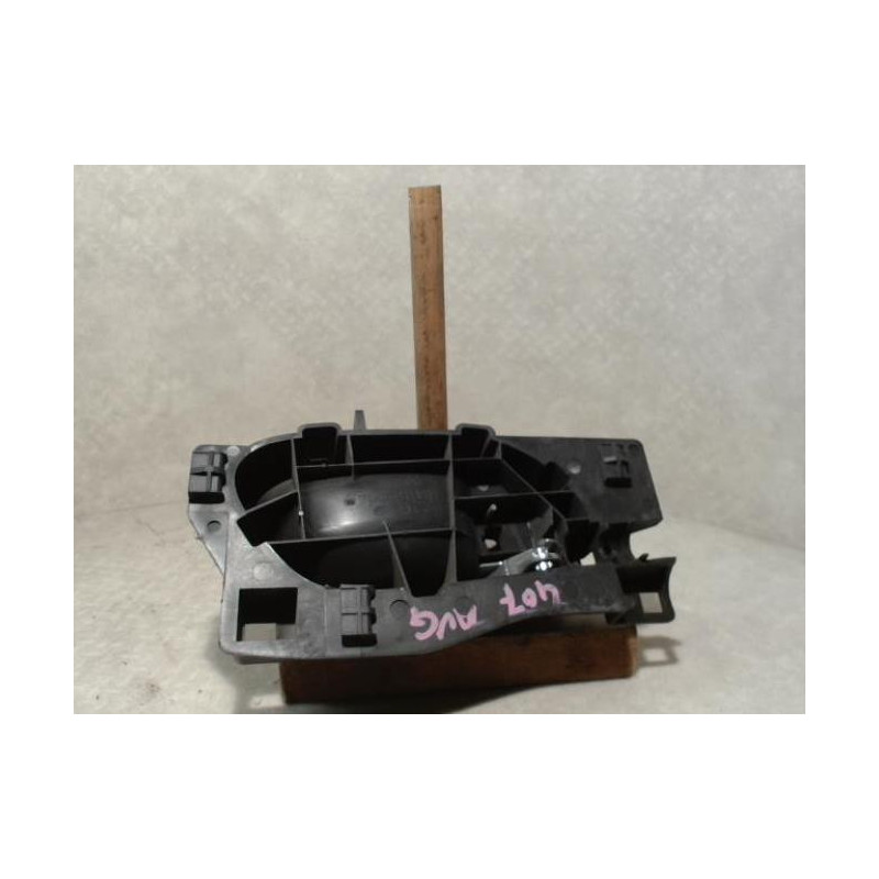 Poignee interieur avant gauche PEUGEOT 407 PHASE 1 d’occasion
