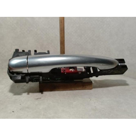 Poignee porte arriere droit RENAULT SCENIC 2 PHASE 1 d’occasion