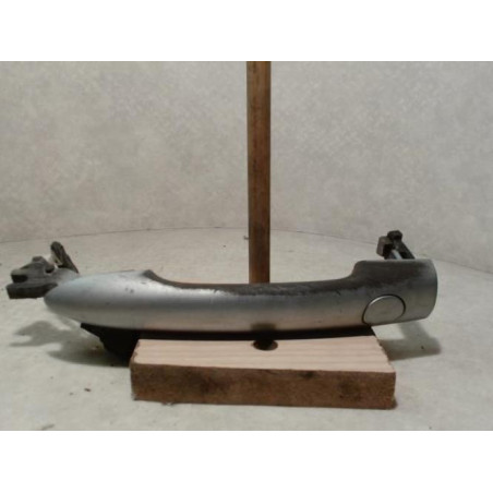 Poignee porte avant gauche RENAULT SCENIC 2 PHASE 1 d’occasion