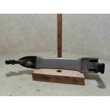 Poignee porte arriere droit RENAULT SCENIC 2 PHASE 1 d’occasion