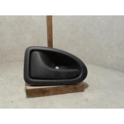 Poignee interieur avant gauche RENAULT CLIO 2 PHASE 1 d’occasion