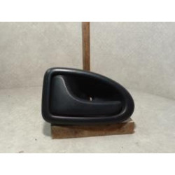 Poignee interieur avant gauche RENAULT CLIO 2 PHASE 2 d’occasion