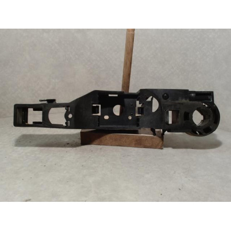 Poignee porte arriere droit RENAULT CLIO 2 PHASE 2 d’occasion