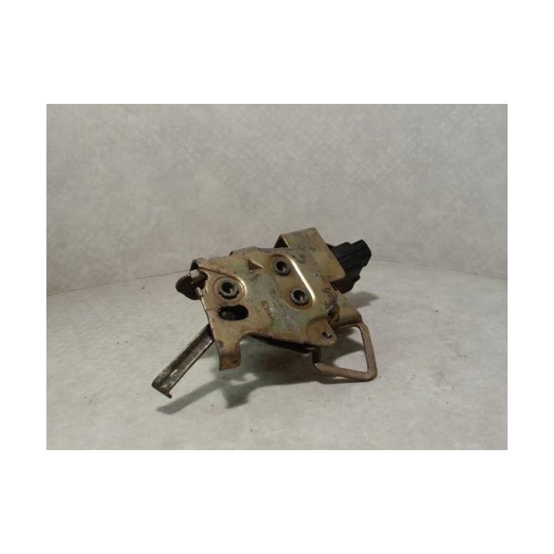 Serrure avant gauche RENAULT R9 d’occasion