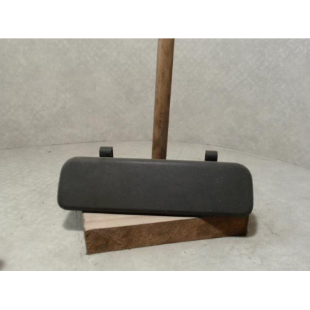 Poignee porte arriere droit RENAULT CLIO 1 PHASE 1 d’occasion