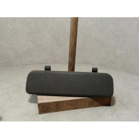 Poignee porte arriere droit RENAULT CLIO 1 PHASE 1 d’occasion