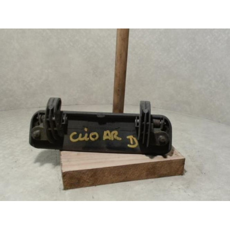Poignee porte arriere droit RENAULT CLIO 1 PHASE 2 d’occasion