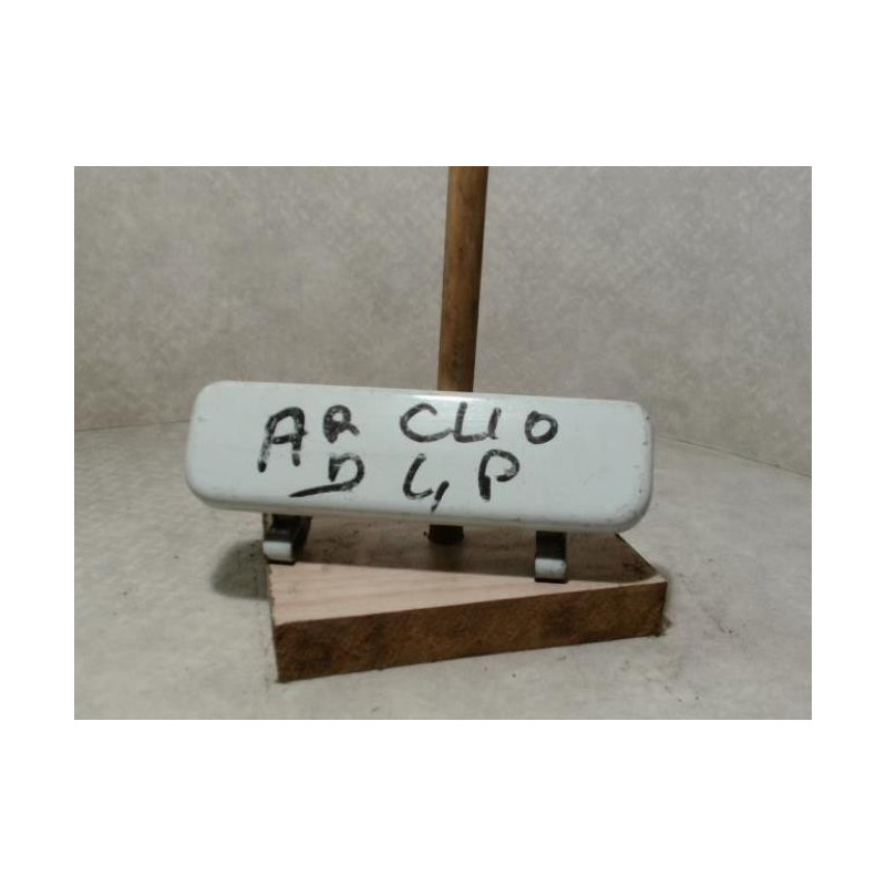 Poignee porte arriere droit RENAULT CLIO 1 PHASE 1 d’occasion