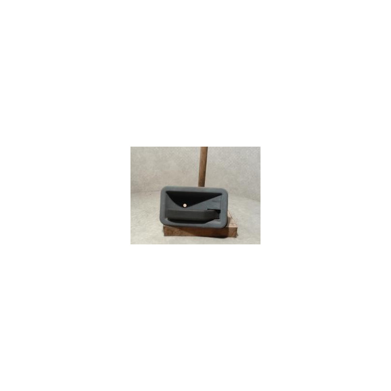Poignee interieur avant droit RENAULT R11 d’occasion