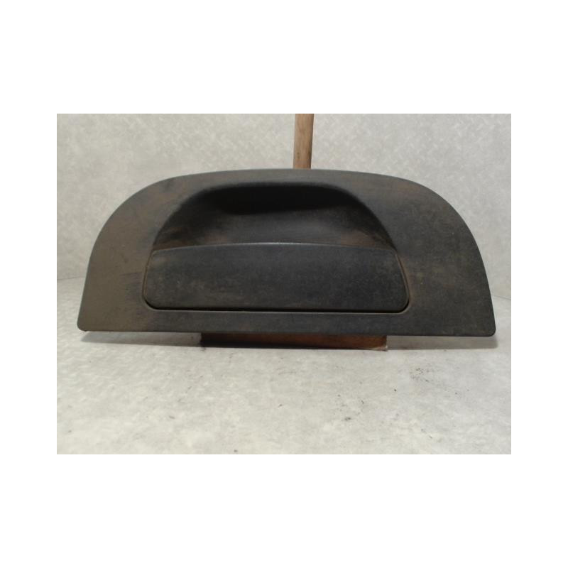 Poignee porte arriere droit ALFA ROMEO 147 PHASE 1 d’occasion