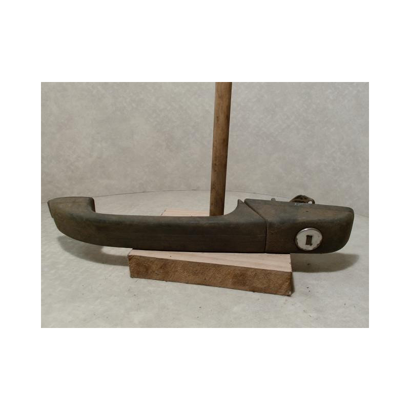 Poignee porte avant gauche VOLVO 440 PHASE 1 d’occasion
