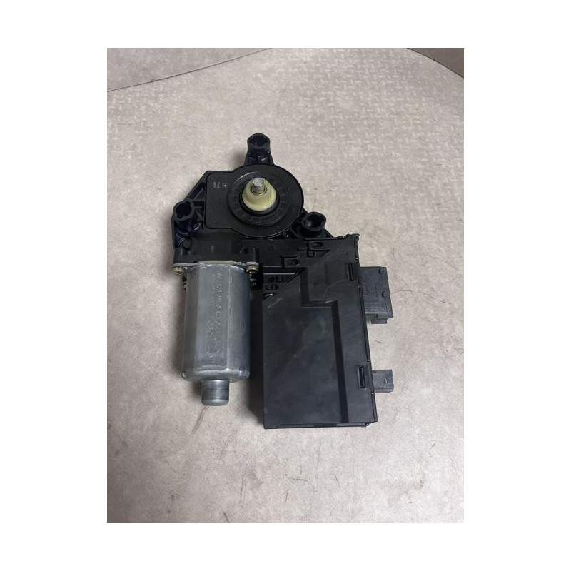 Moteur leve vitre avant droit PEUGEOT 307 PHASE 1 d’occasion