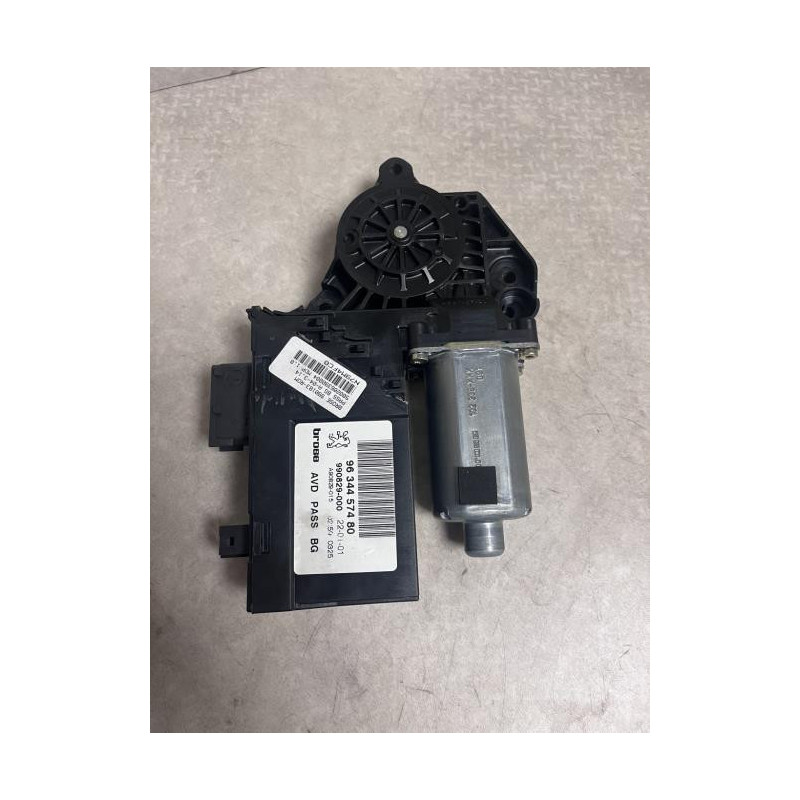 Moteur leve vitre avant droit PEUGEOT 307 PHASE 1 d’occasion