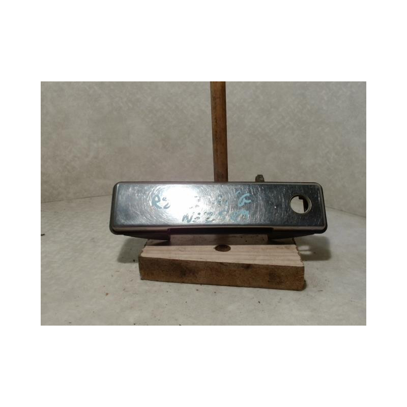 Poignee porte avant gauche RENAULT R21 PHASE 2 d’occasion