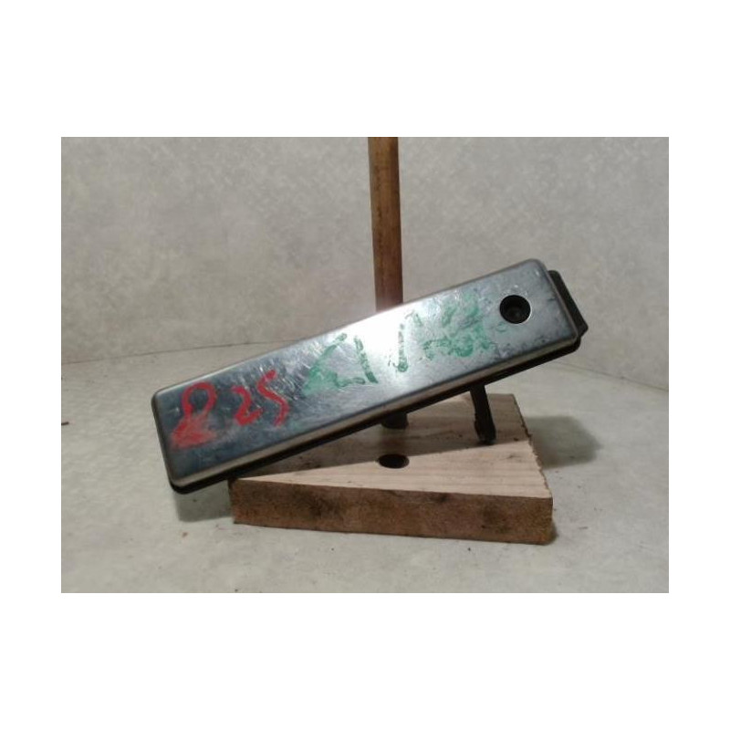 Poignee porte avant droit RENAULT R25 PHASE 1 d’occasion
