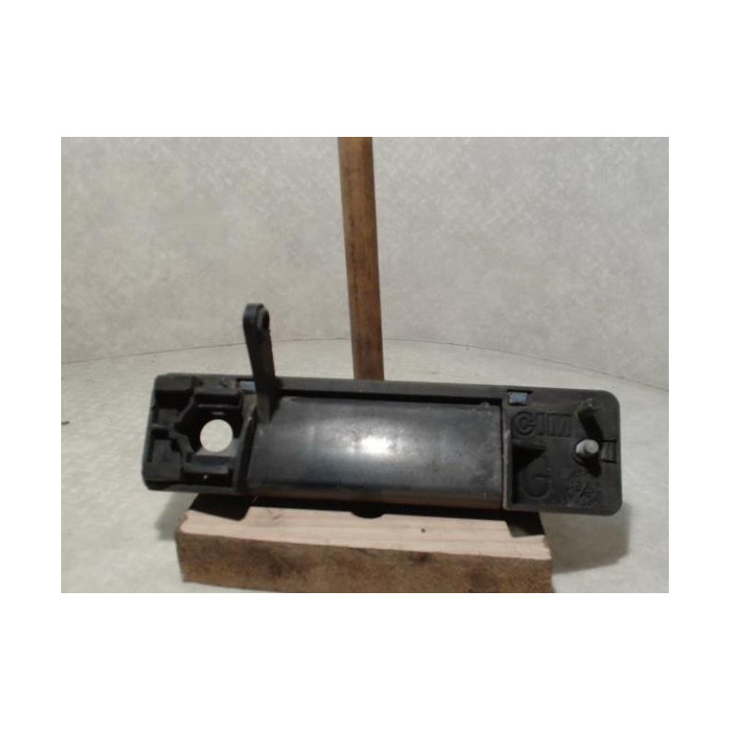 Poignee porte avant gauche RENAULT R25 PHASE 1 d’occasion