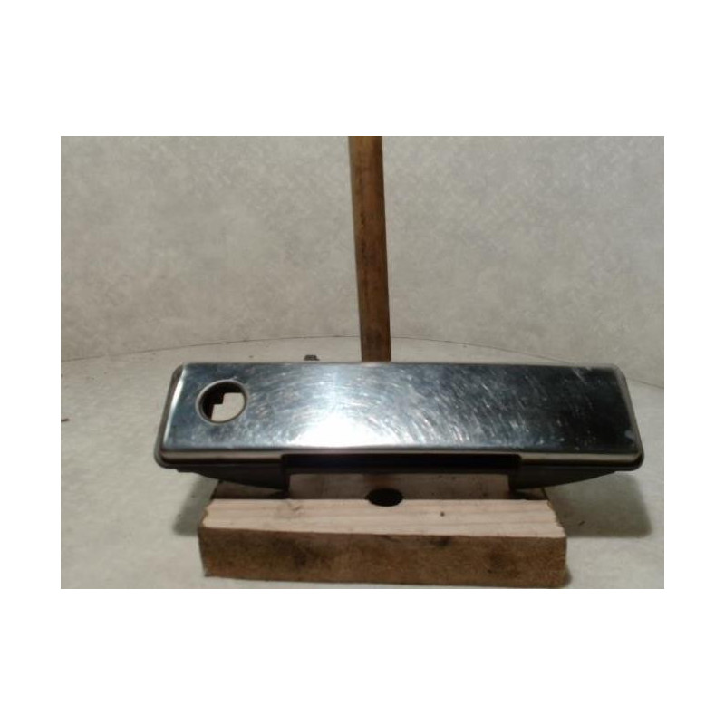 Poignee porte avant gauche RENAULT R25 PHASE 1 d’occasion