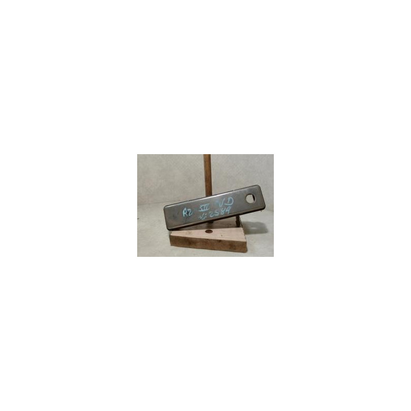 Poignee porte avant droit RENAULT R21 PHASE 1 d’occasion