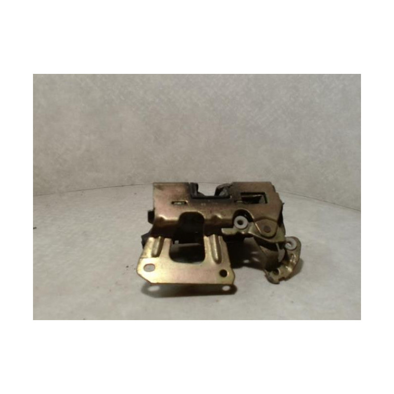 Serrure arriere gauche RENAULT R19 PHASE 1 d’occasion