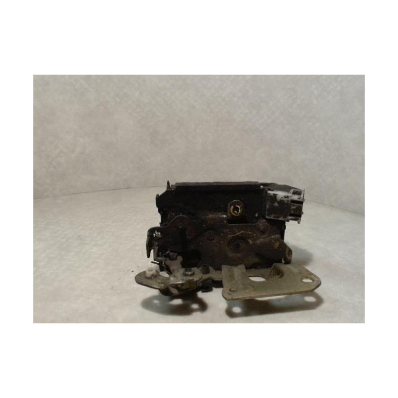 Serrure arriere gauche RENAULT R19 PHASE 1 d’occasion