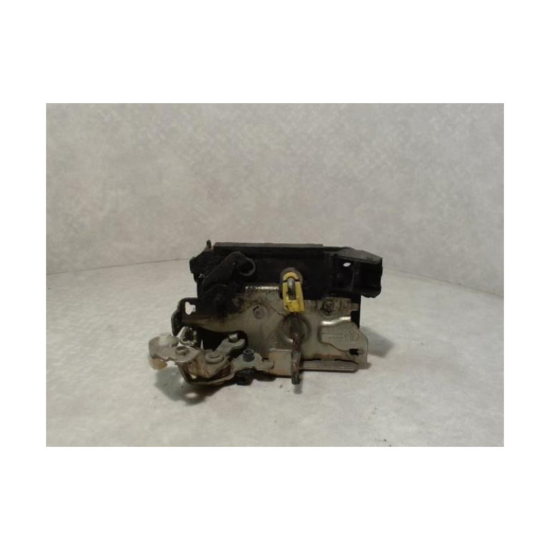 Serrure arriere gauche RENAULT R19 PHASE 1 d’occasion