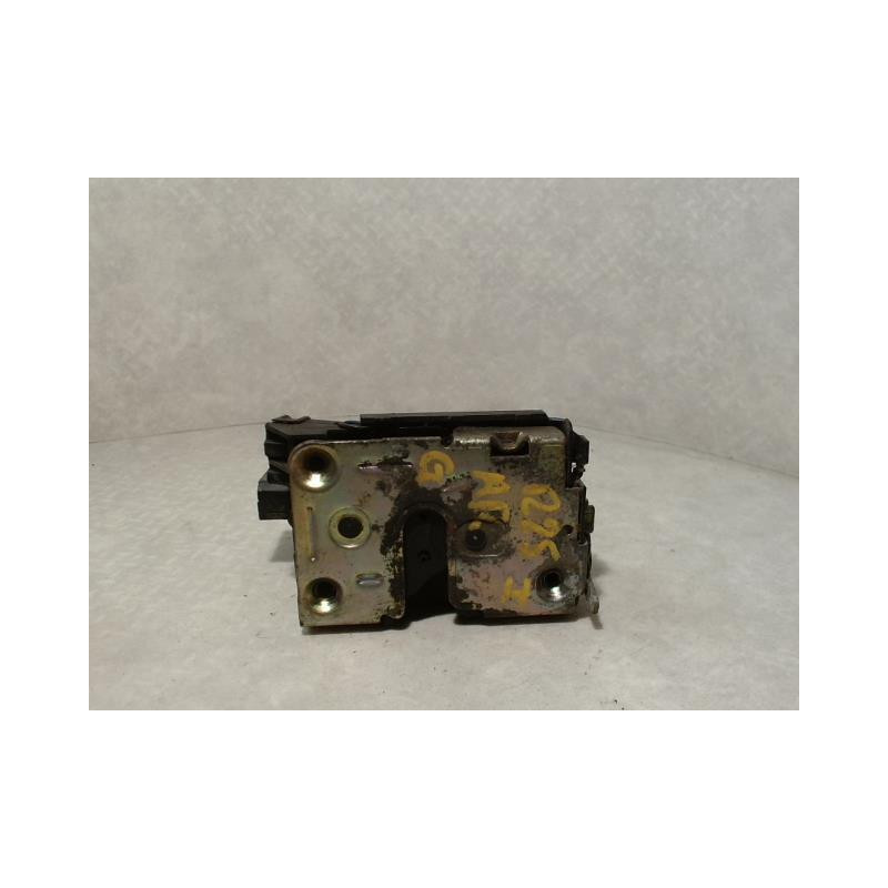 Serrure arriere gauche RENAULT R25 PHASE 1 d’occasion