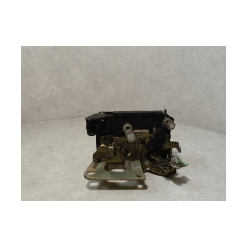 Serrure avant droit RENAULT R25 PHASE 1 d’occasion