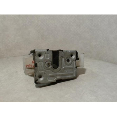Serrure avant droit RENAULT CLIO 2 PHASE 2 d’occasion