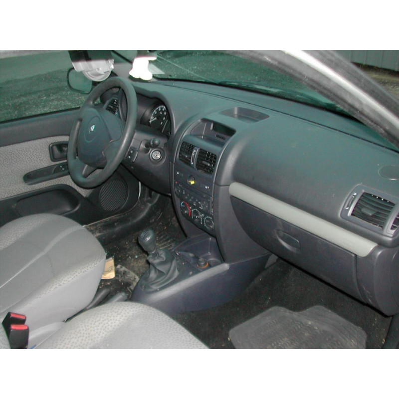 Serrure avant droit RENAULT CLIO 2 PHASE 2 d’occasion