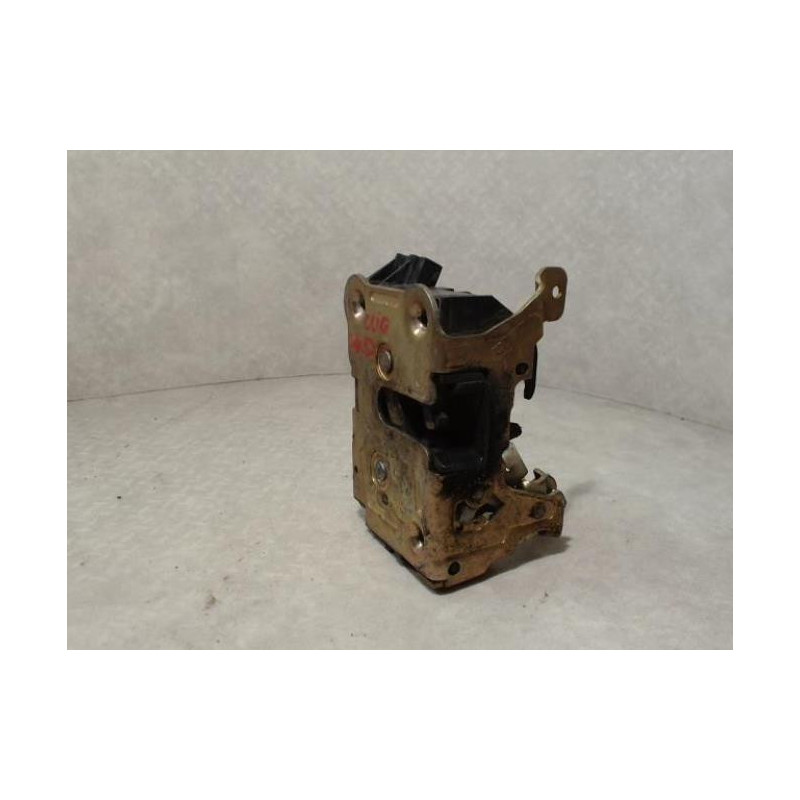 Serrure avant droit RENAULT CLIO 1 PHASE 2 d’occasion