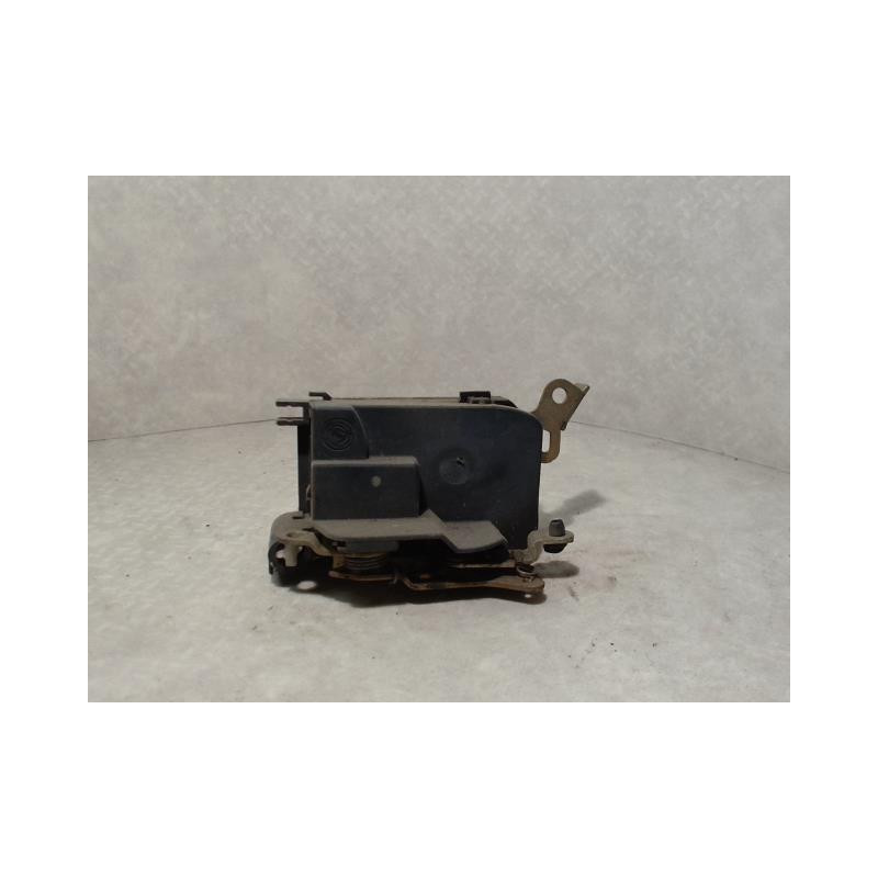 Serrure arriere droit FIAT PUNTO 1 PHASE 2 d’occasion