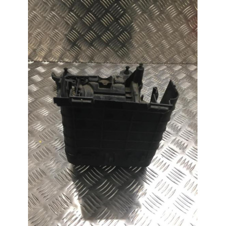 Coffre à batterie VOLKSWAGEN PASSAT 5 d’occasion