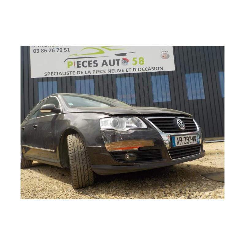 Coffre à batterie VOLKSWAGEN PASSAT 5 d’occasion