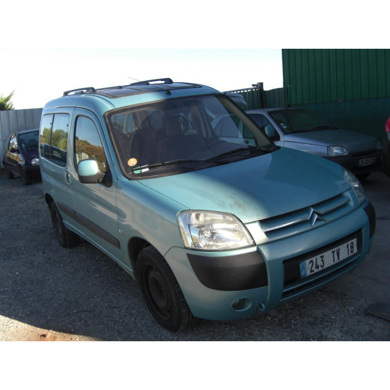 Poignee porte avant droit CITROEN BERLINGO 1 PHASE 2 d’occasion