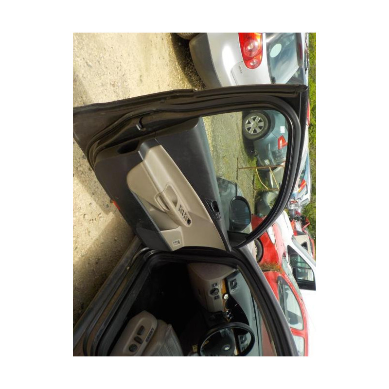 Coffre à batterie VOLKSWAGEN PASSAT 5 d’occasion