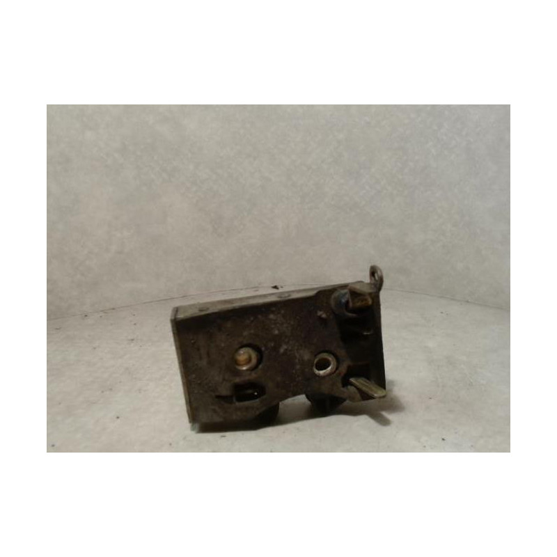 Serrure avant droit AUDI 80 3 PHASE 1 d’occasion