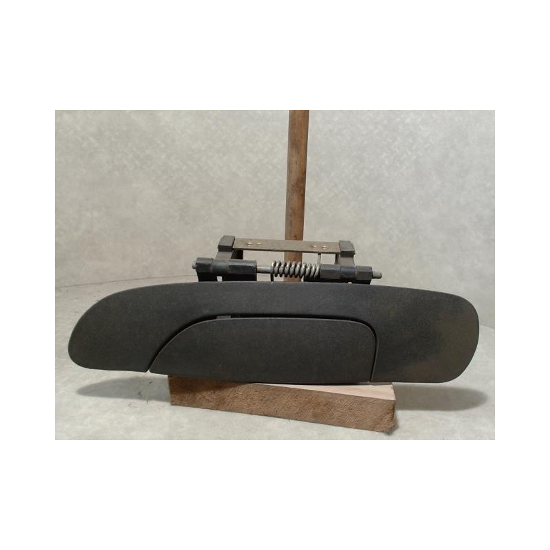 Poignee porte arriere droit FORD MONDEO 1 PHASE 1 d’occasion