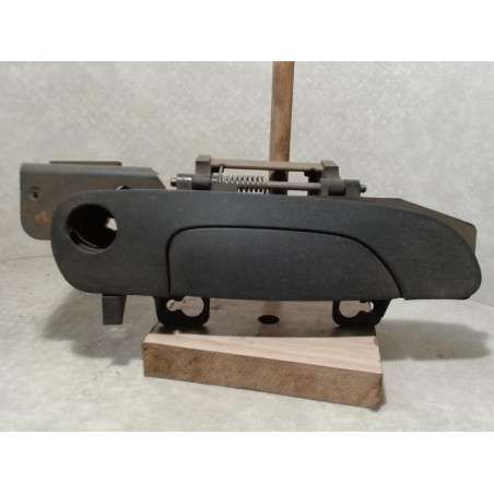 Poignee porte avant droit FORD MONDEO 1 PHASE 1 d’occasion