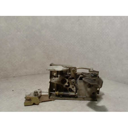 Poignee porte avant droit FORD  d’occasion