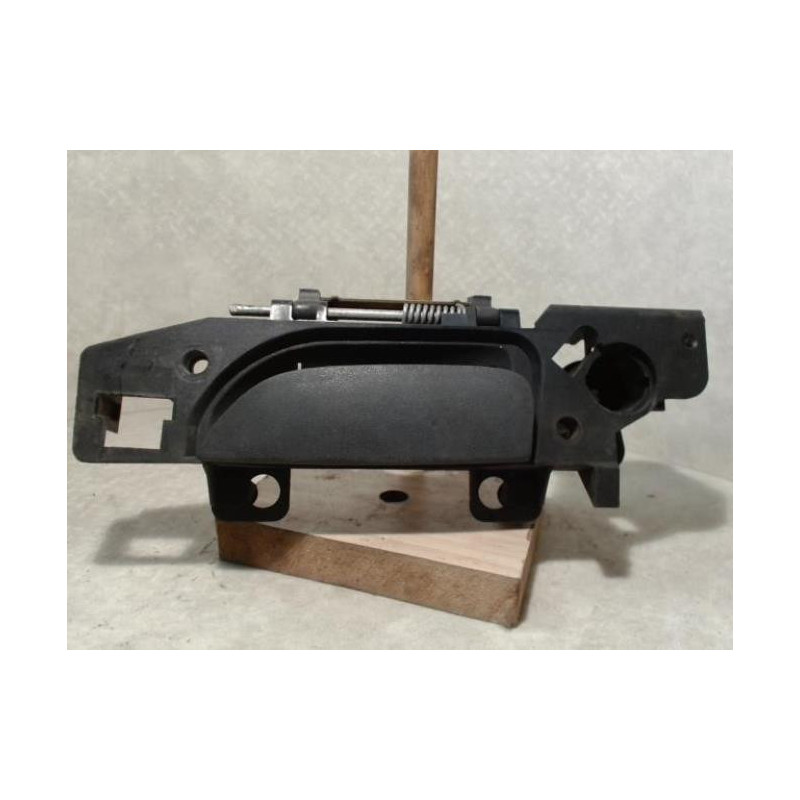 Poignee porte avant gauche FORD MONDEO 1 PHASE 1 d’occasion
