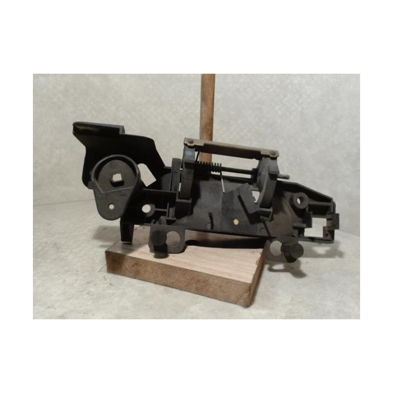 Poignee porte avant gauche FORD MONDEO 1 PHASE 1 d’occasion