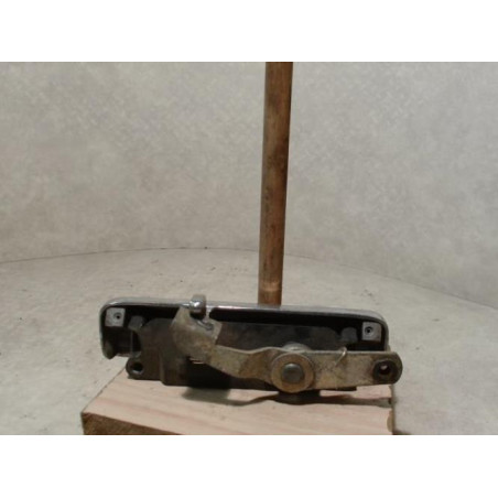 Poignee porte avant droit FORD  d’occasion
