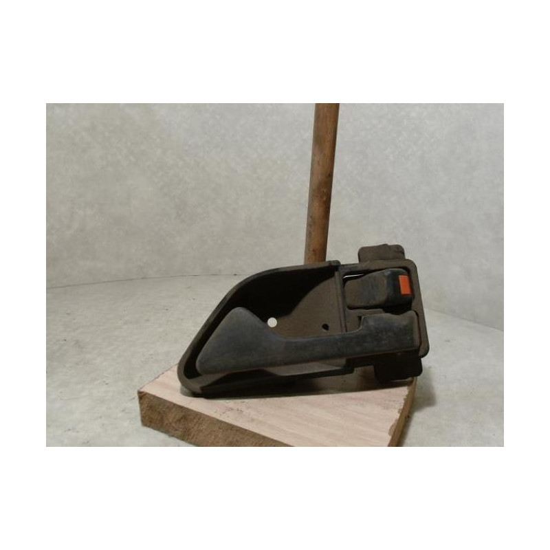 Poignee interieur avant droit FORD SIERRA PHASE 2 d’occasion