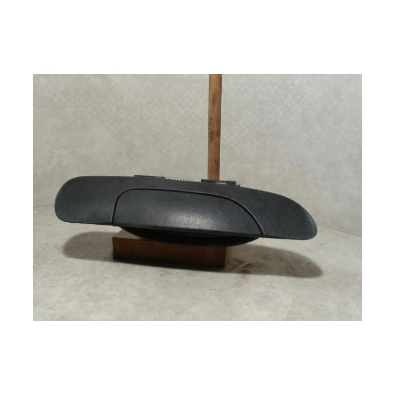 Poignee porte arriere gauche FORD 1.8D 90 8V TURBO d’occasion