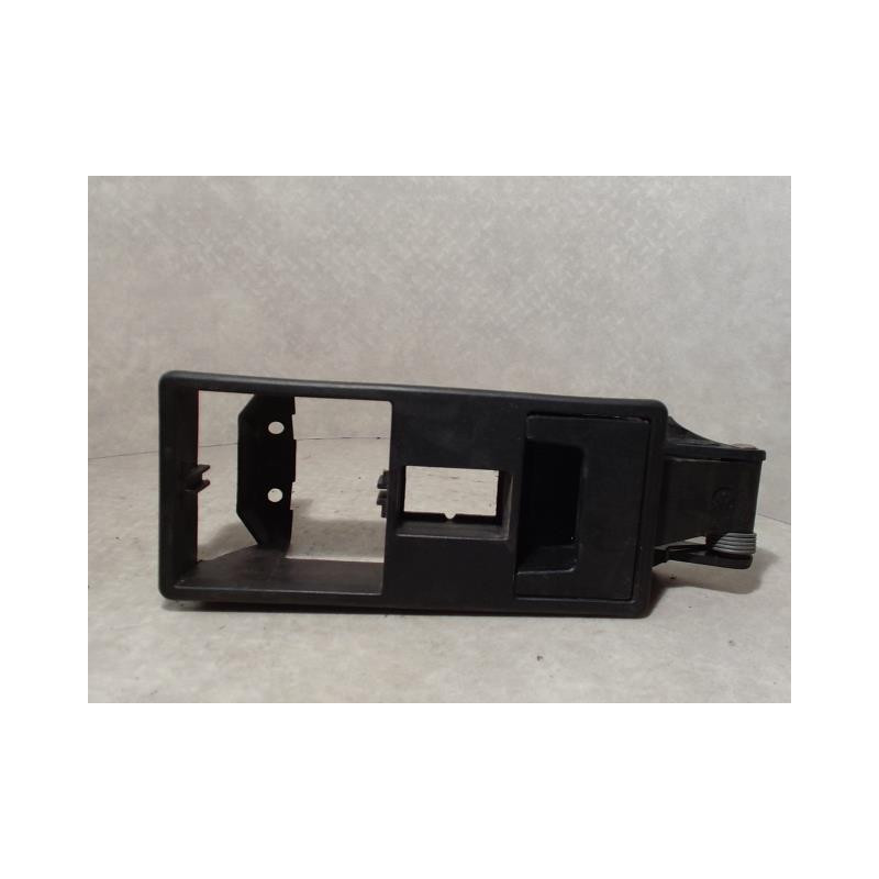 Poignee porte avant droit RENAULT R25 PHASE 1 d’occasion