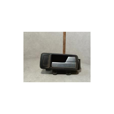 Poignee interieur arriere droit FORD FOCUS 1 BREAK d’occasion
