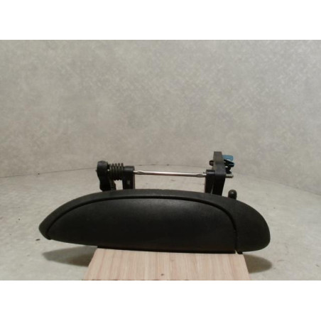 Poignee porte arriere gauche RENAULT CLIO 2 PHASE 1 d’occasion