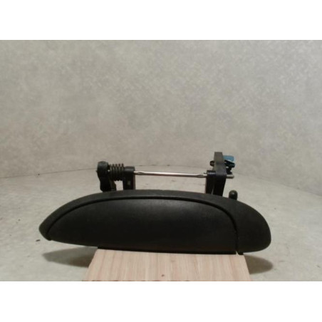 Poignee porte arriere gauche RENAULT CLIO 2 PHASE 1 d’occasion