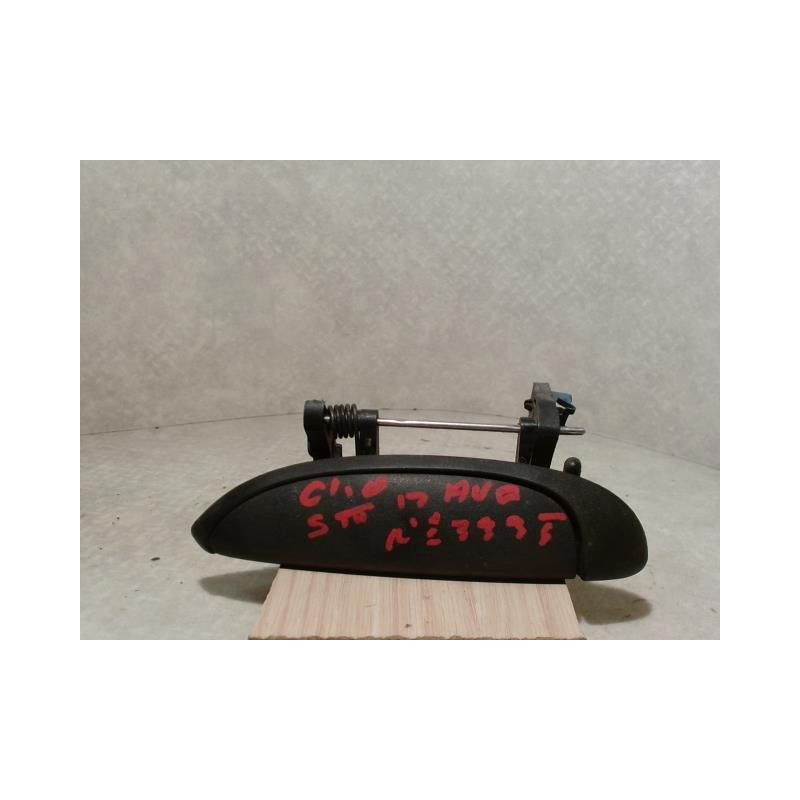 Poignee porte avant gauche RENAULT CLIO 2 PHASE 1 d’occasion